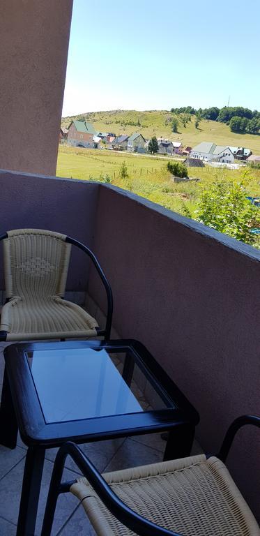 זבליאק Apartments Popovic מראה חיצוני תמונה